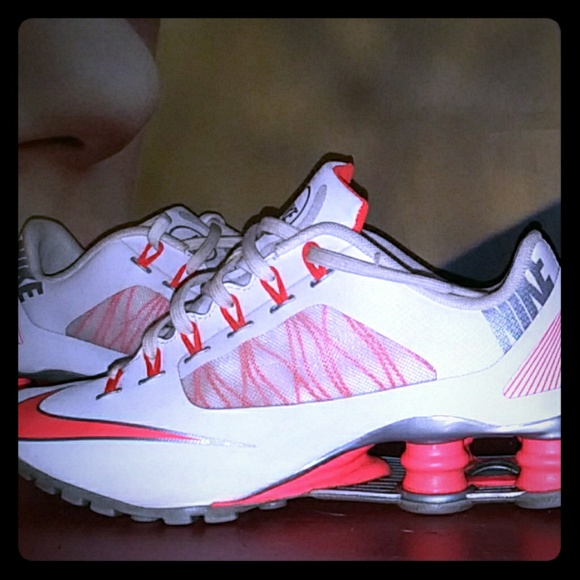 Nike Shox coral sz7 - Picture 1 of 6